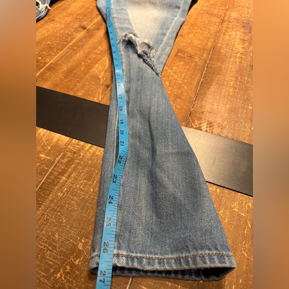 American Eagle Distressed Button Fly Hi-Rise Girlfriend Jeans - Picture 12 of 16